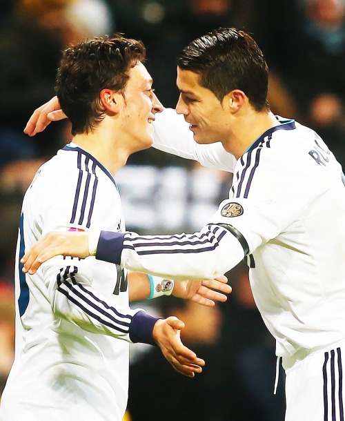 تغطيــة مصــورة ▐ ريـال مدريد Vs أتلتيكو مدريد ▐تصميمي جرافيك Tumblr_medj96hsd51ry3s91o1_500