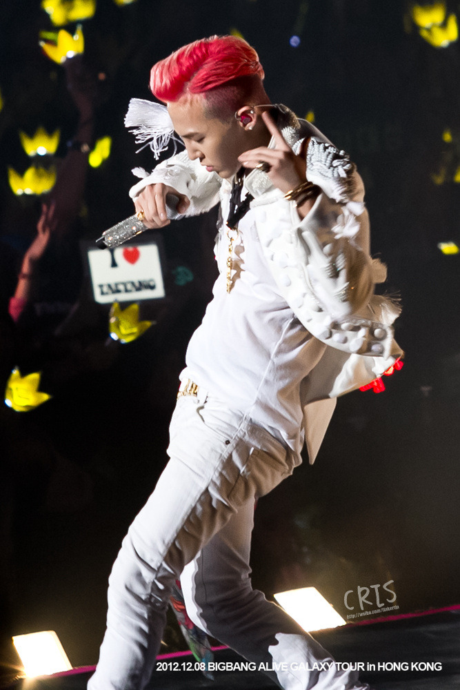 [PhoHD] ALIVE Tour 2012 ở Hồng Kông (8-9-10/12/2012) Tumblr_merjnjTuLs1rhpiaho4_r1_1280