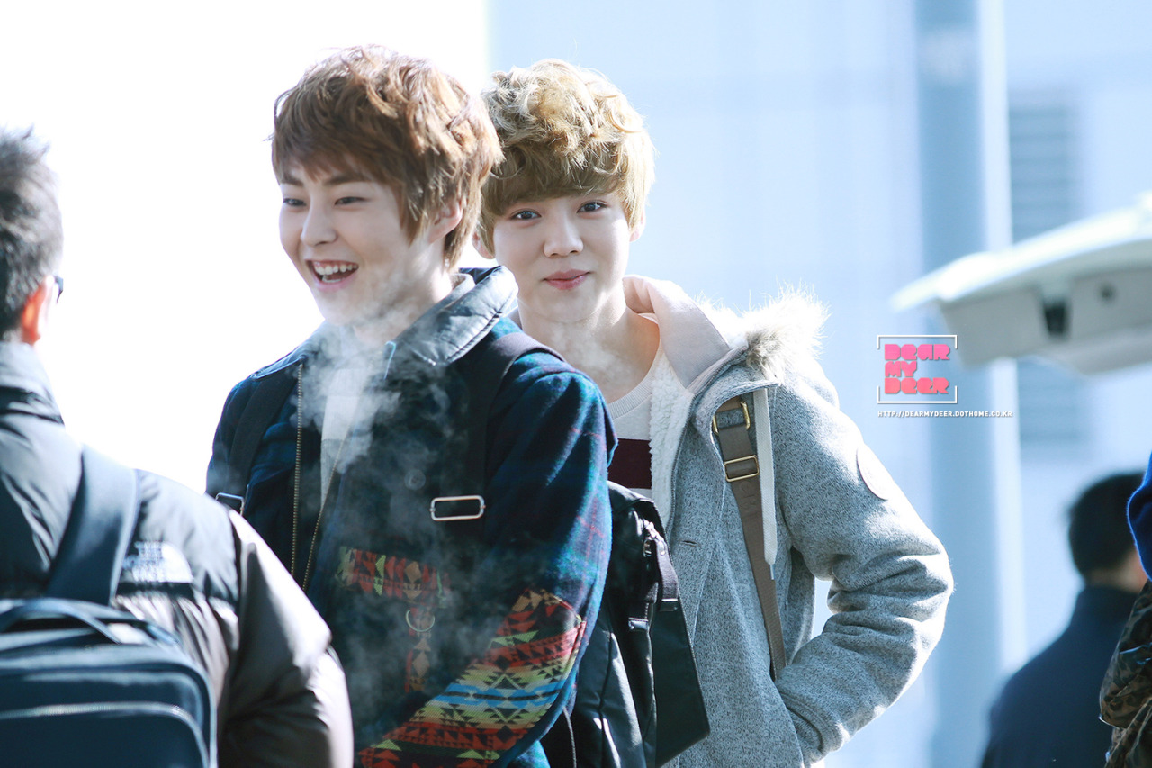 [Fantaken] 081212 EXO M XiuMin @ Incheon + Beijing Airport Tumblr_mexmeut8Fq1rt6zkmo1_1280