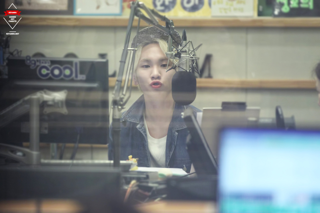 130422 Key @ Sukira Kiss the Radio Tumblr_mlpyfmDg631r5kb7po1_1280