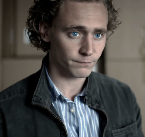 Tom Hiddleston egyéb filmjei - Page 4 Tumblr_mkr9w85O1V1qdnupvo1_500