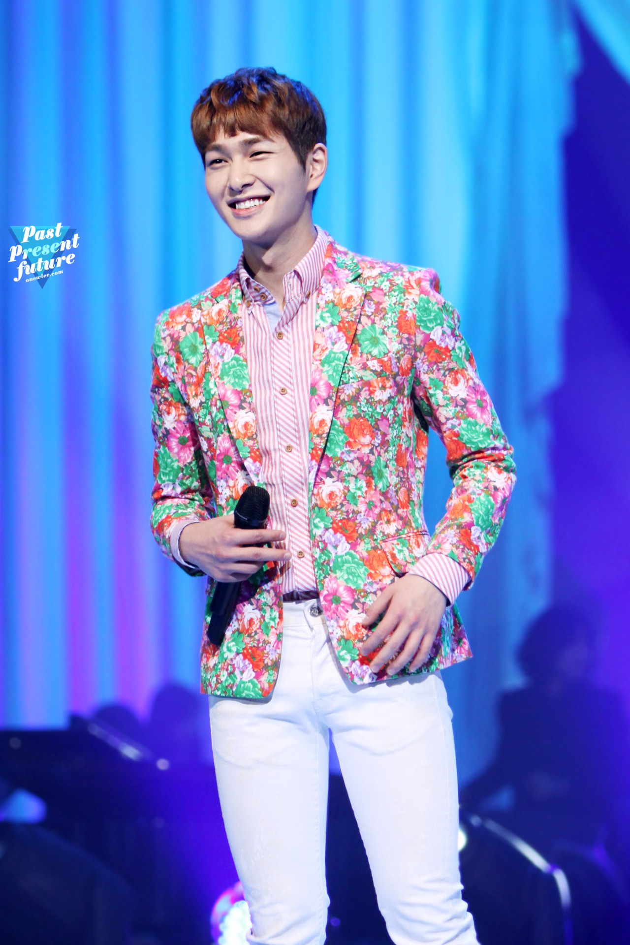 130305 Onew @ KBS Open Concert Tumblr_mj76yqOoue1rtjlxyo1_1280