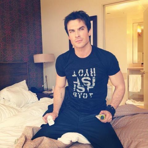 Ian Somerhalder (Damon Salvatore) Tumblr_mu5kc3EYtK1spvc02o1_500