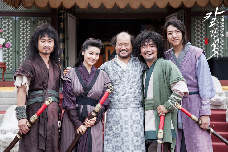 [Dossier] Jungshin dans le drama historique "Sword and Flower" Tumblr_mq54qpLlGM1rgxfbio4_1280