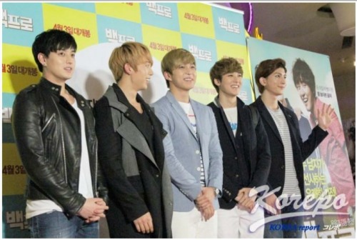 U-KISS à la première du film Mr Perfect Tumblr_n33oi6ZopM1qaq5eko1_500