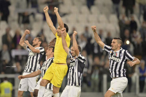 Juventus Turin 30.10.13 Tumblr_mvi85tPGnl1s8z5rho2_500