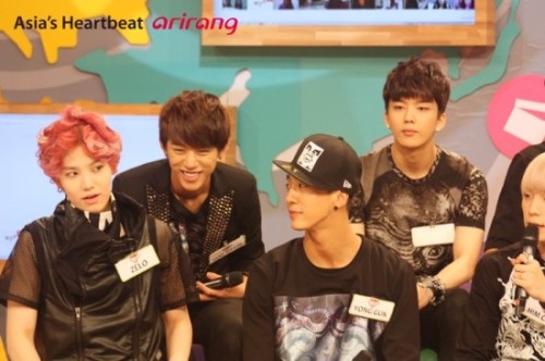 PICz| صور جديدة لـB.A.P في برنامج After School Club Tumblr_mrvfoo8Oit1rnkj5ho1_500