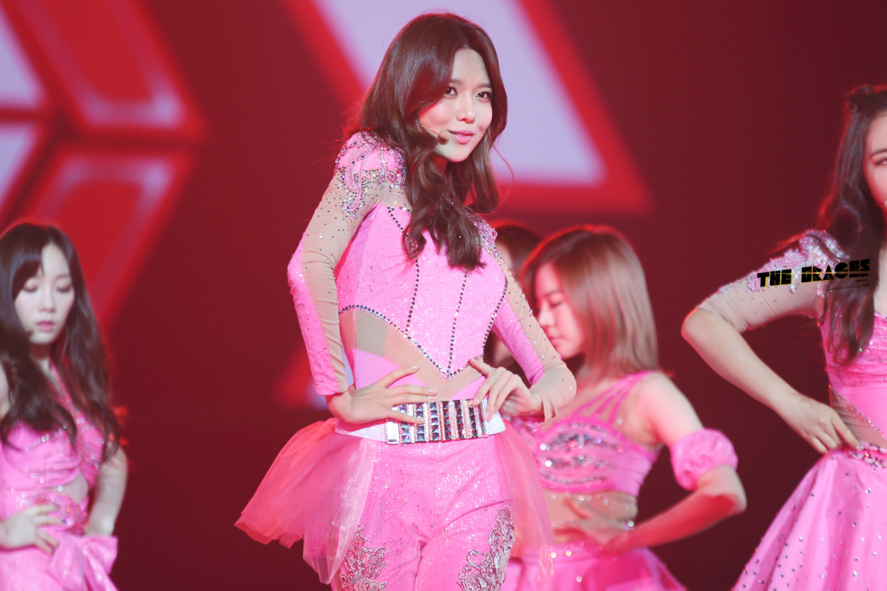 [SOOISM][VER 3] ☆ (¯`° CHOI SOOYOUNG °´¯) ☆ ► SOOYOUNGSTERS FAM ◄ ☆ ► WE <3 CHOI SHIKSHIN FOREVER ◄ ☆ - Page 3 Tumblr_mwafpr7uJm1sewbc1o1_1280