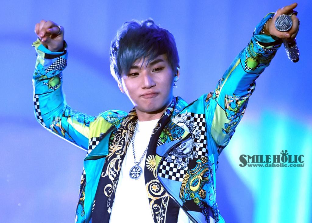 [PhoHD] ALIVE Tour 2012 ở Hồng Kông (8-9-10/12/2012) Tumblr_mewzocoIOO1qb2yato4_1280