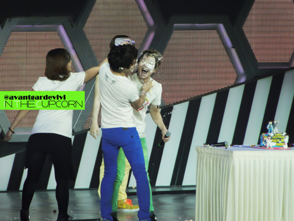 121208 SHINee @ SWCII en Singapur Tumblr_mer9yffibo1qdtvhxo2_1280