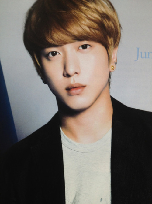 [Scans] B=PASS Magazine (septembre 2013) Tumblr_mqjs4gj5jH1swbqe3o1_500