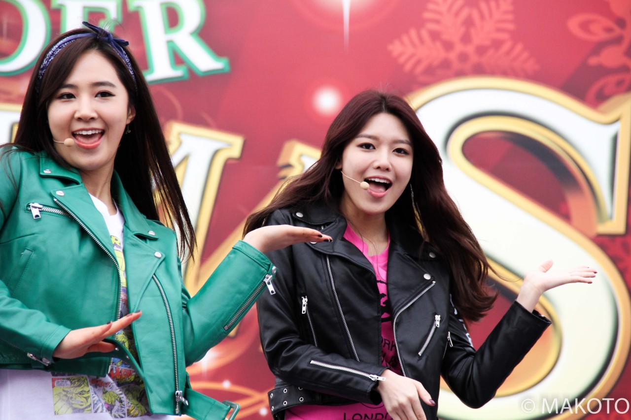 [PIC][15-12-2013]SNSD tham dự "SMTOWN V-theater Released event in USJ" vào trưa nay - Page 2 Tumblr_my1y5tKCs61spilbao4_1280