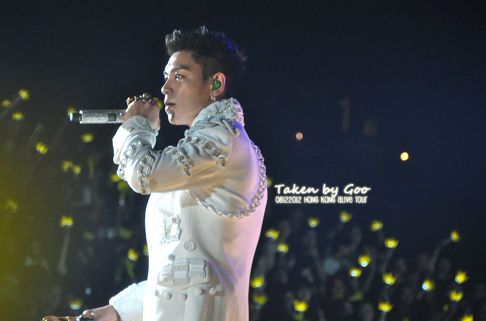 [PhoHD] ALIVE Tour 2012 ở Hồng Kông (8-9-10/12/2012) Tumblr_mer9imo9u61rhpiaho5_1280