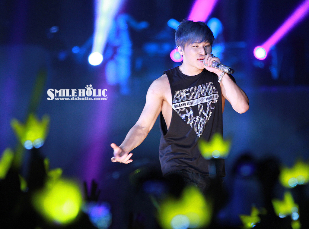 [PhoHD] ALIVE Tour 2012 ở Hồng Kông (8-9-10/12/2012) Tumblr_mewzocoIOO1qb2yato8_1280