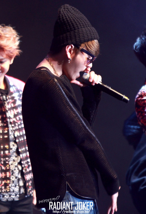 [PICS] [26.02.13] Junhyung @ Seoul Arts School’s Celebration Tumblr_mivikjeySv1r8h1ifo1_500