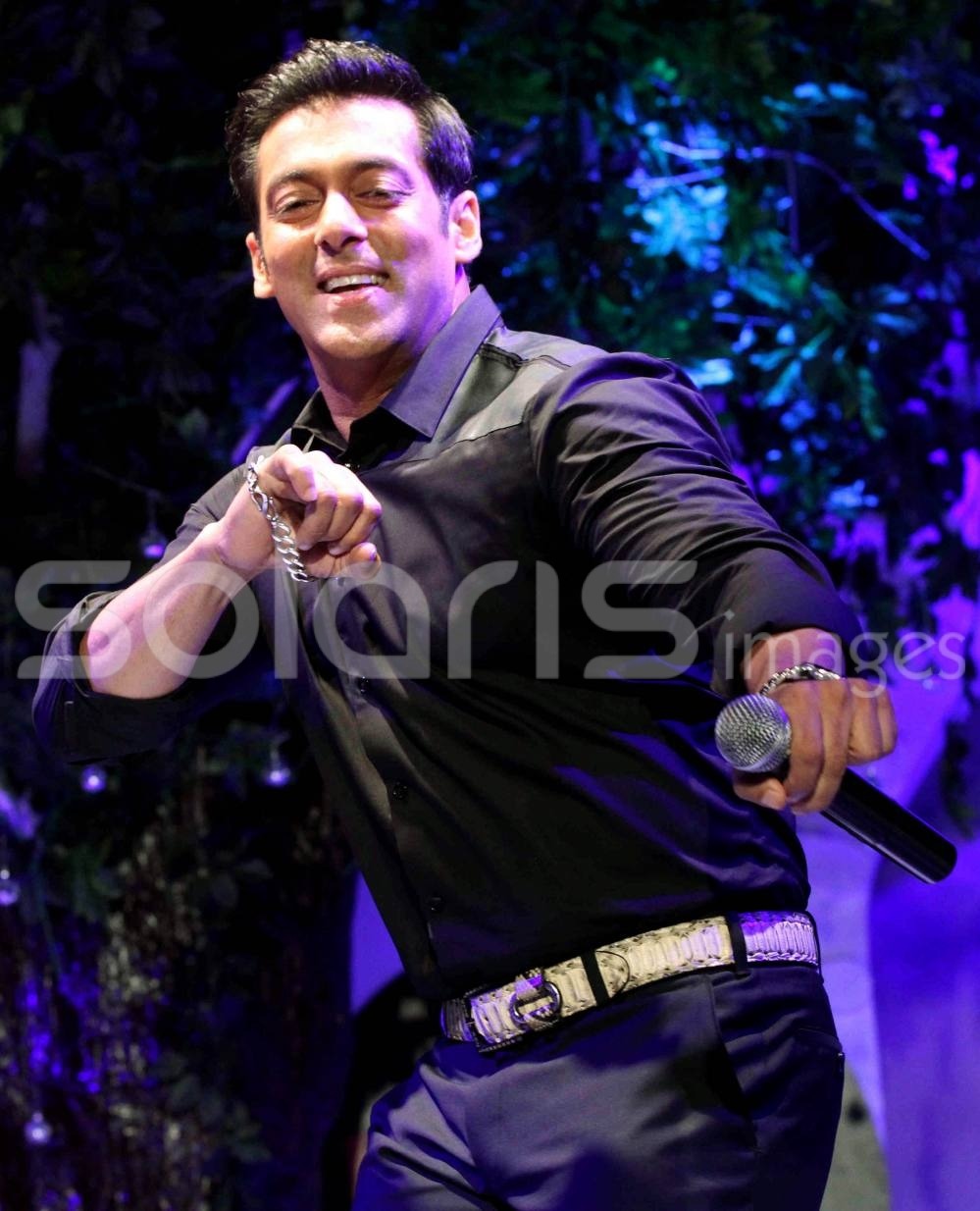 ★ Salman Khan at Bigg Boss 7 Press Con (September 11, 2013) !!  Tumblr_msz8ws7TS11qctnzso9_1280