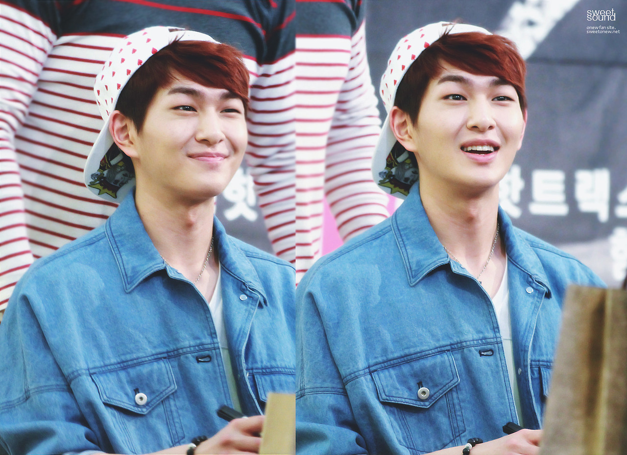 130512 Onew @ "Why So Serious" Fansigning #9: Yongdeungpo Tumblr_mmsfdl901C1r8fs1io1_1280