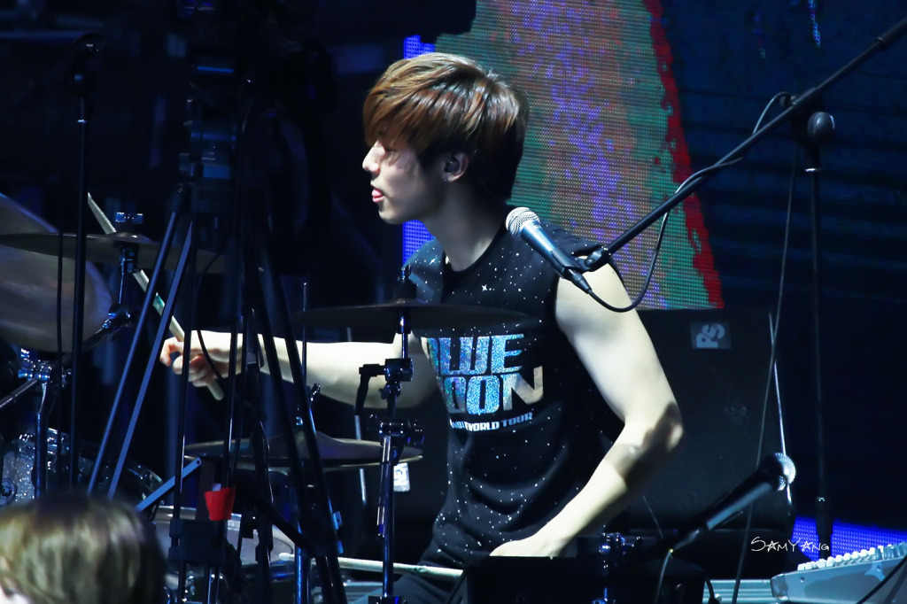 [Concert] BLUE MOON Live in Beijing (29.06.2013) Tumblr_mp8inngl5p1qmazito1_1280