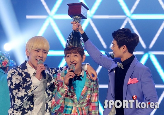 130227 Key @ Show Champion Tumblr_mivkrc2cUI1rtjlxyo1_1280