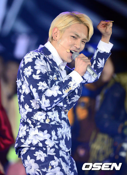 130421 Key @ SBS K-POP Collection in Seoul Concert Tumblr_mllvgcUNPm1r5kb7po1_500