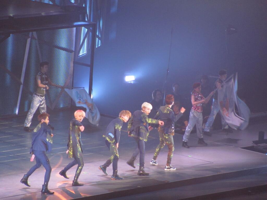 130706 SHINee @ JAT en Osaka Tumblr_mpisd7jgK11r8fs1io1_1280