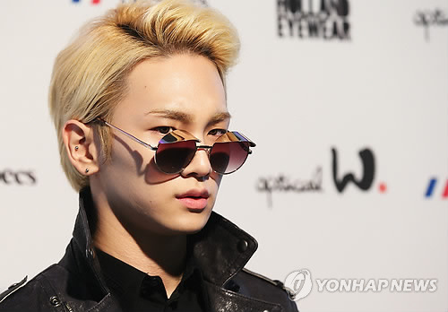 130329 Key @ W Optical event Tumblr_mkemj3W1Bg1r9fwqwo1_500