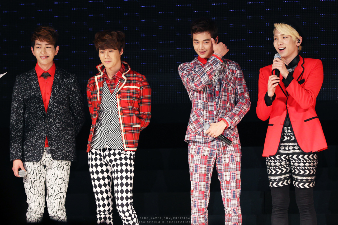 130406 SHINee @ Seoul Girls Collection 2013 event Tumblr_mkvg4j7XF11r5kb7po1_1280