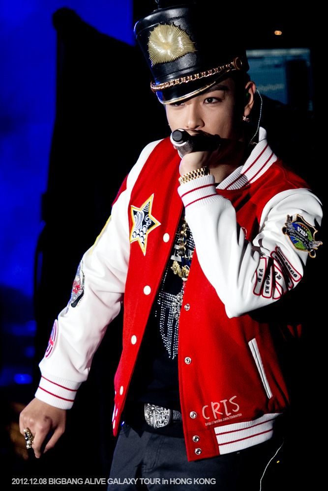 [PhoHD] ALIVE Tour 2012 ở Hồng Kông (8-9-10/12/2012) Tumblr_merj0aZ2uf1rhpiaho4_1280