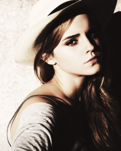  ~| Emma Watson Evrey thing |~ Tumblr_mk4yy7NNjS1ruwdw6o10_250