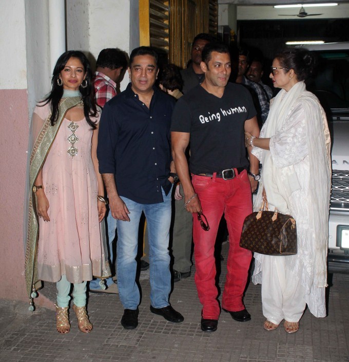 ★ Salman Khan at Vishwaroopam screening ! Tumblr_mhk61zo2DY1qctnzso9_1280