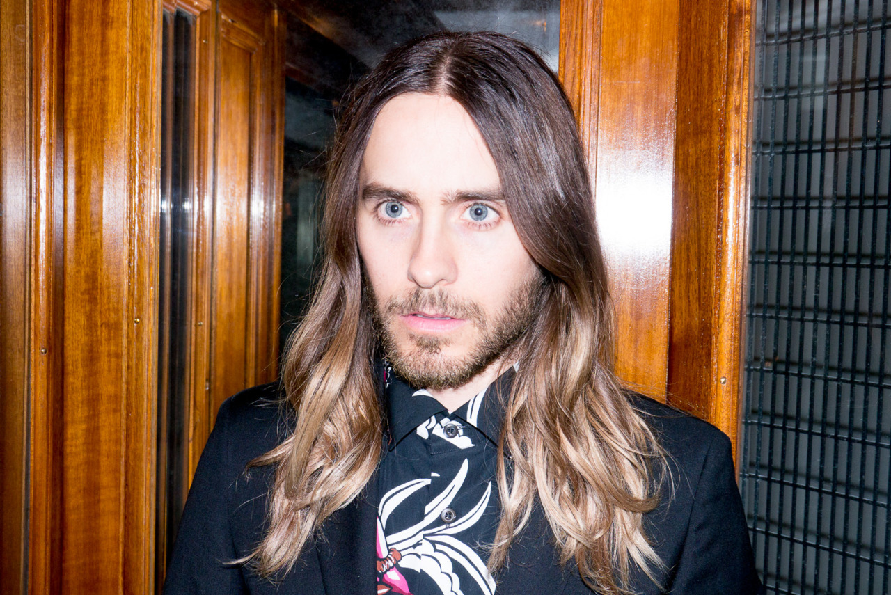 5 - [PHOTOSHOOT] Jared Leto by Terry Richardson - Page 31 Tumblr_n2afiqbhZ81qa42jro1_1280