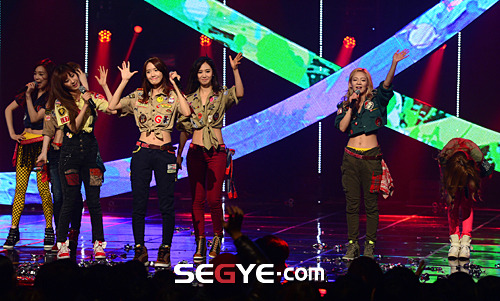 [PICS][17/1/2013]SNSD - I Got A Boy @M!Coutdown Tumblr_mgro11J5dp1rb67bso1_500