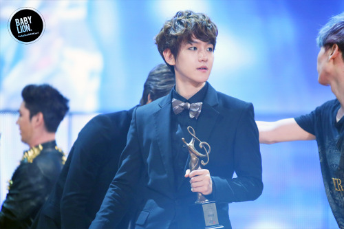 [PHOTOSET] 310113 Baekhyun - Seoul Music Awards Tumblr_mhk5xgpgIl1qhmxnlo1_500