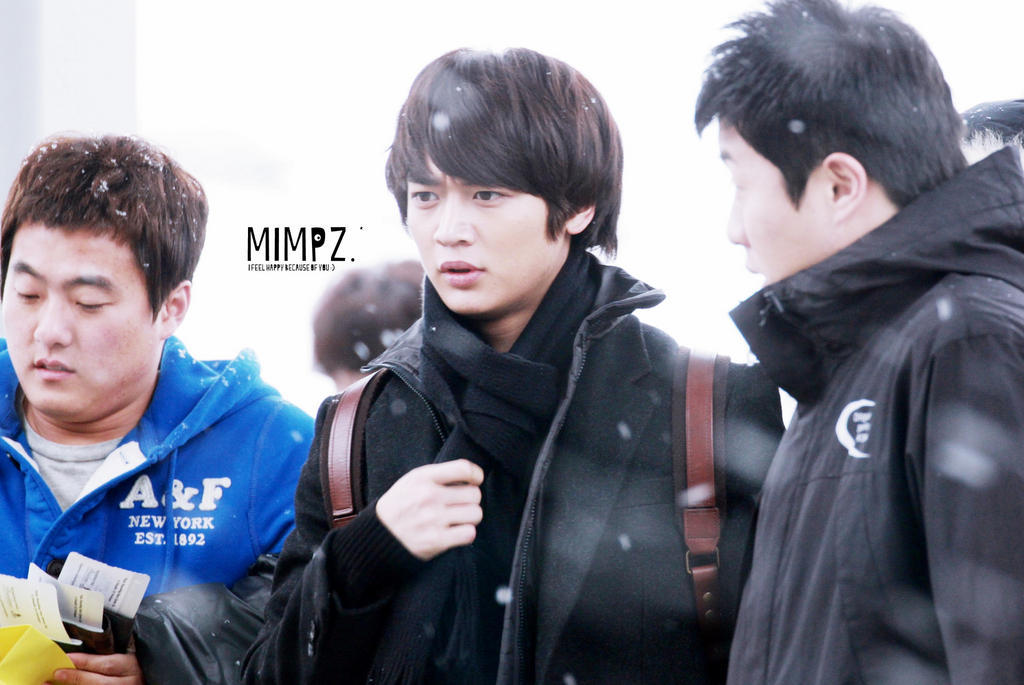 121207 Minho @ Icheon Airport yendo a Singapur Tumblr_meo177sENj1qdws1jo3_1280