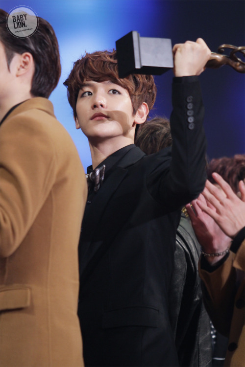 [PHOTOSET] 310113 Baekhyun - Seoul Music Awards Tumblr_mhk60oeT8w1qhmxnlo1_500