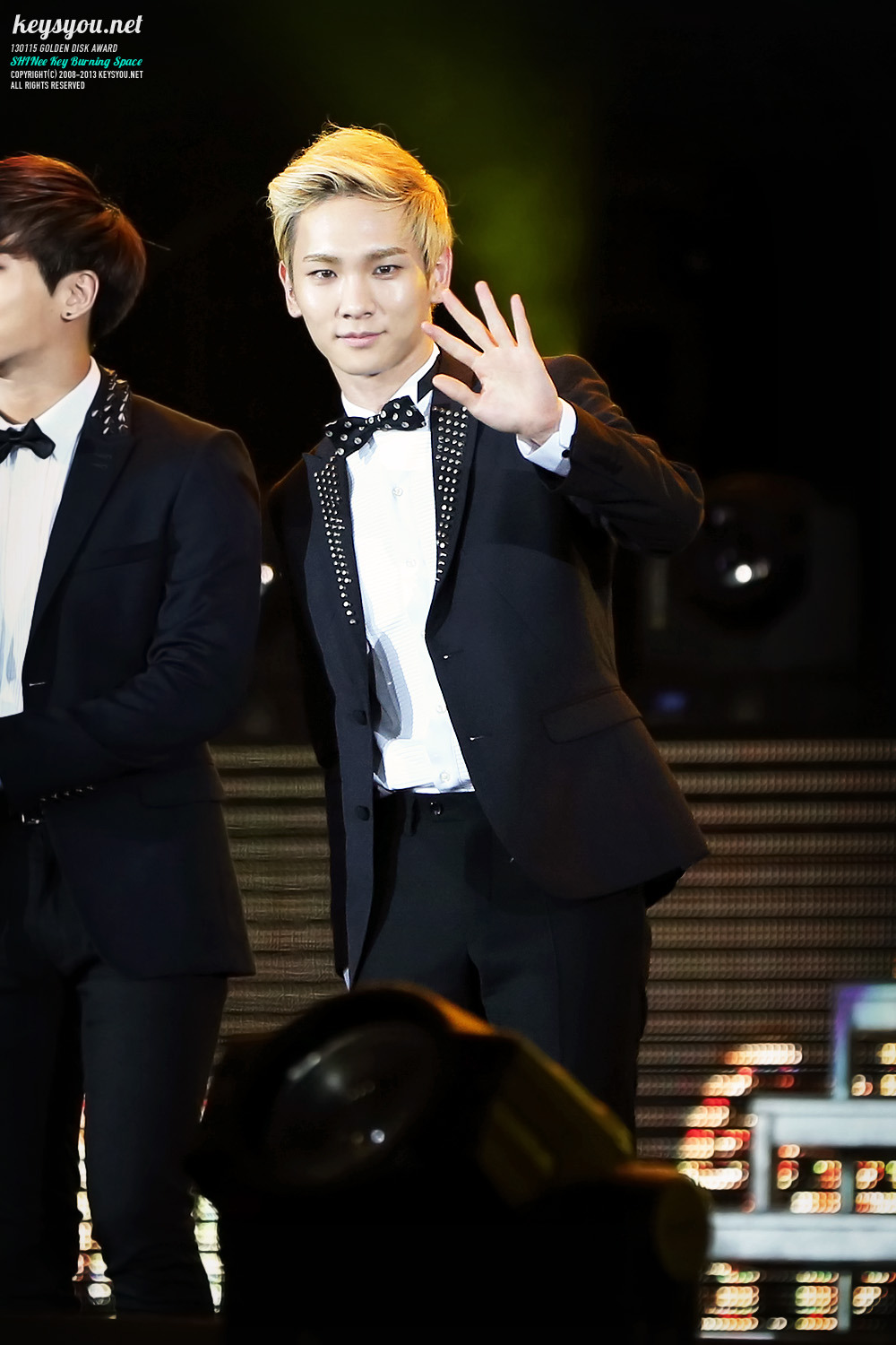 130115 Key @ 27th Golden Disk Awards Tumblr_mgt94raljG1r5kb7po1_1280