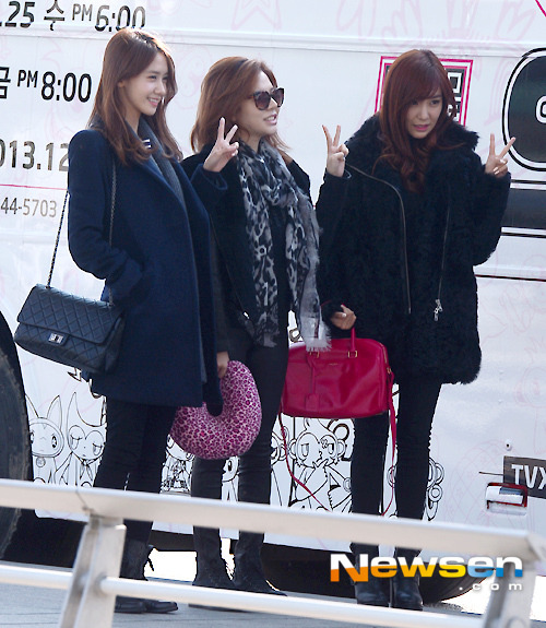 [صـور] Girls’ Generation في مطار Incheon متجهات إلى شانغهاي, الصين   Tumblr_mx22jyeWlt1sewbc1o1_500