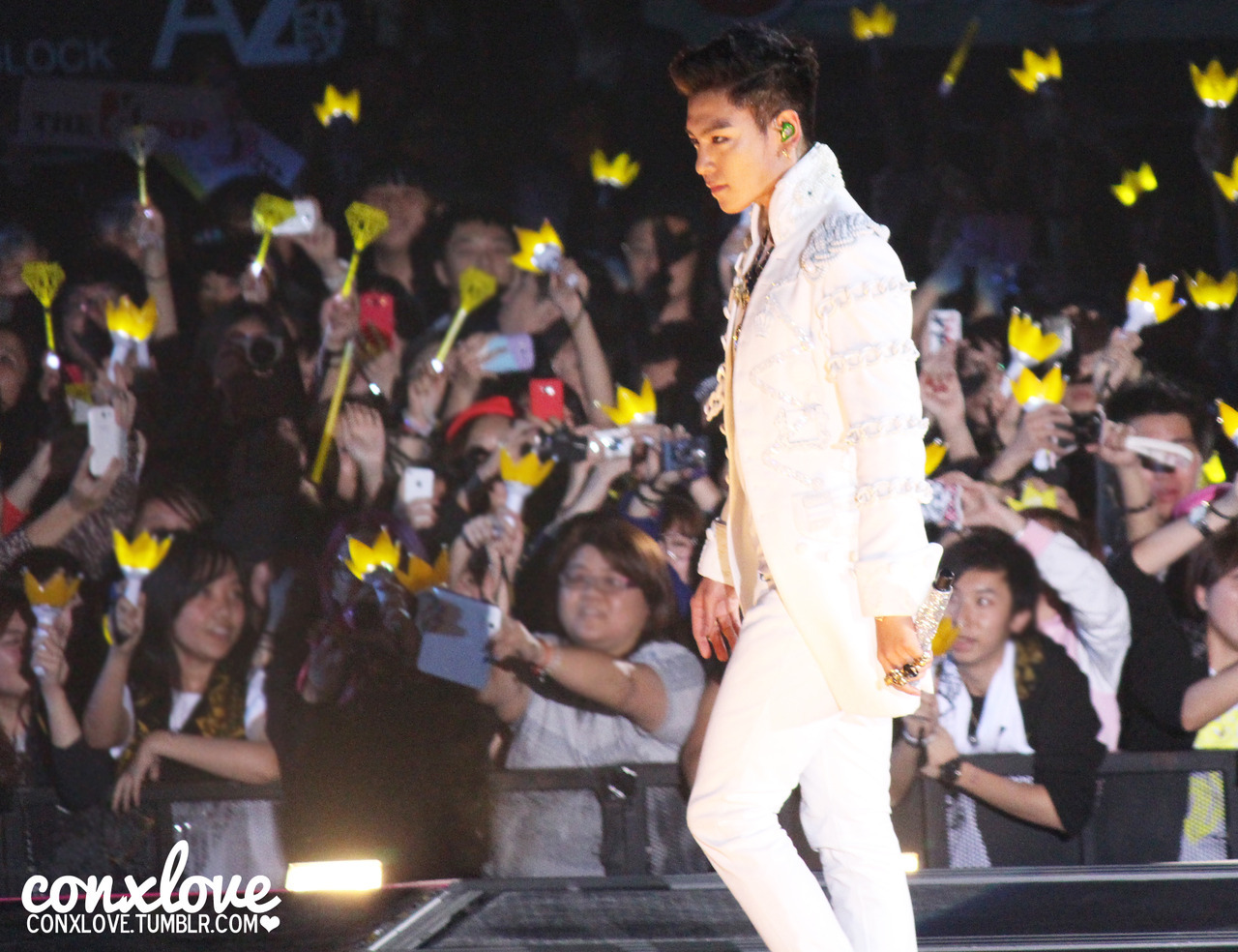 [PhoHD] ALIVE Tour 2012 ở Hồng Kông (8-9-10/12/2012) Tumblr_mer2a4AgHb1qd6ajbo1_1280