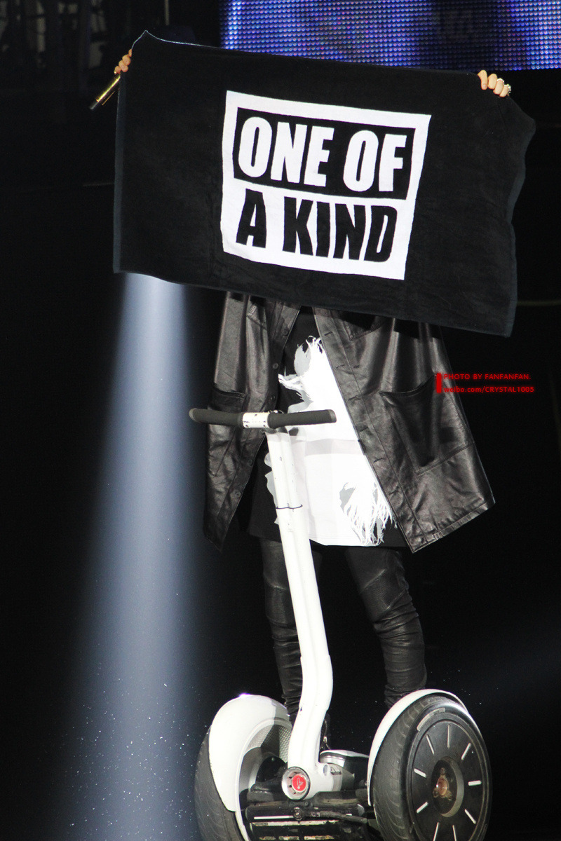 [PhoHD/Vid] One Of A Kind tour ở Bắc Kinh _ GD ft SeungRi (5,6/5/13) Tumblr_mmh8s5P9Ng1qb2yato5_1280