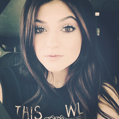 La présentation de Kylie Jenner. Tumblr_mldc1rMRO41sot11oo1_250