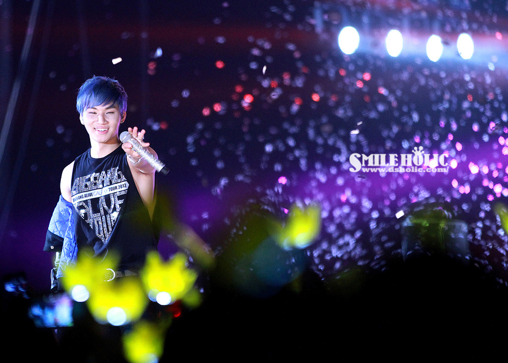 [PhoHD] ALIVE Tour 2012 ở Hồng Kông (8-9-10/12/2012) Tumblr_mewzocoIOO1qb2yato7_1280