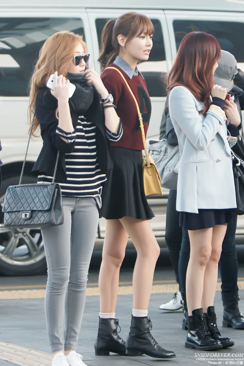 [PIC][08-03-2013]SNSD khởi hành đi Nhật Bản vào chiều nay Tumblr_mjcfmyKBXf1rs68xto1_500