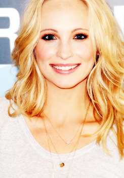 Candice Accola Tumblr_mq9hxvh0AL1qcyv1eo4_250