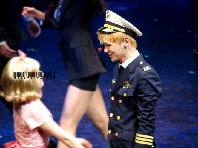 121216 Key @ Catch Me If You Can Musical Tumblr_mf6ecup1o91qdtvhxo2_1280