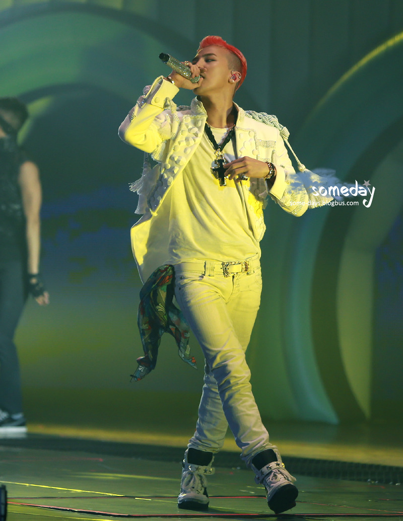 [PhoHD] ALIVE Tour 2012 ở Hồng Kông (8-9-10/12/2012) Tumblr_mesv6sPWGu1qb2yato4_1280