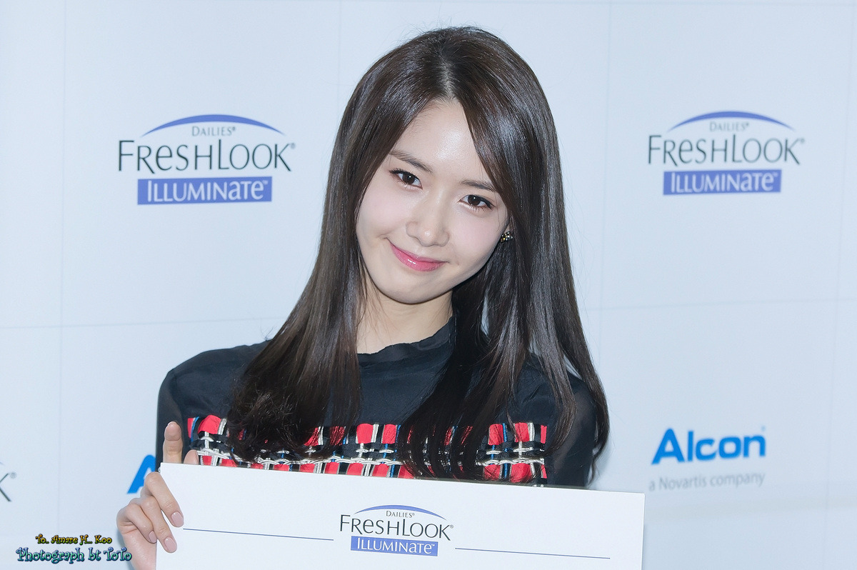 [PIC][12-02-2014]YoonA tham dự sự kiện "Alcon Freshlook Illuminate" vào sáng nay Tumblr_n0xyv0Ow0g1sewbc1o5_1280