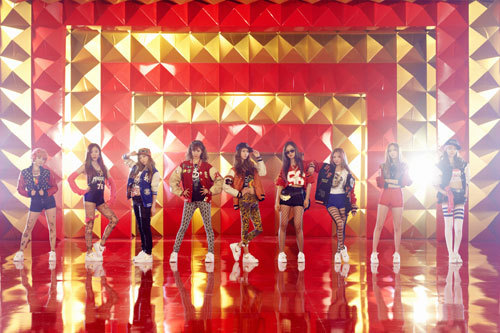 [PIC][10-01-2013]SNSD @ "I Got A Boy" Interview Press Pictures Tumblr_mge9hl4U0X1qb1285o4_500