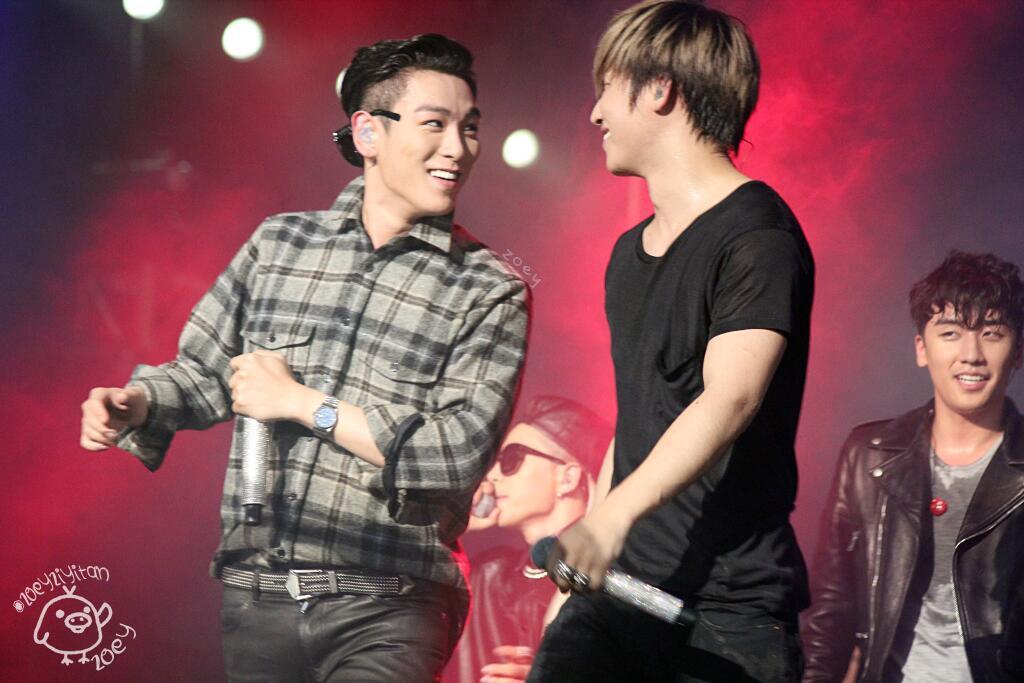 [21/9/2013][Photos/Vids] BIG BANG biểu diễn tại F1 Singapore Tumblr_mtgjxjdZAJ1qb2yato9_1280