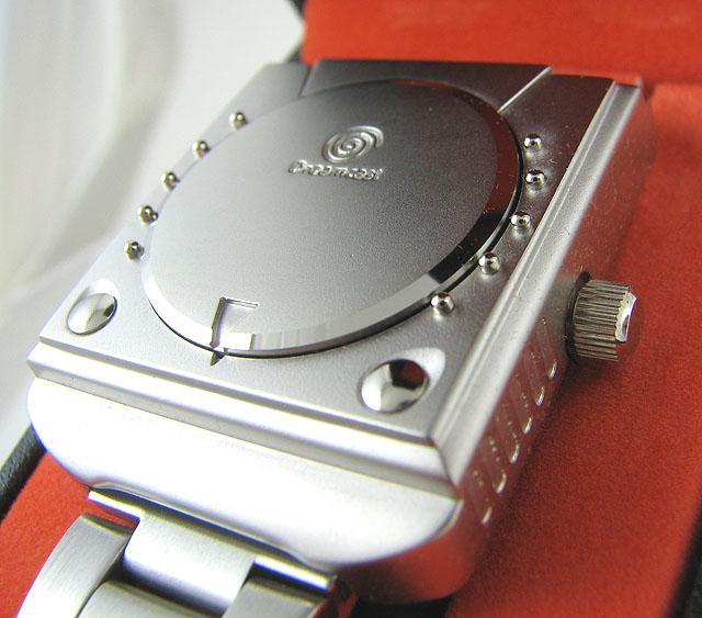 Dreamcast Wristwatch Tumblr_mj3utsQ18W1qzwtdlo4_1280