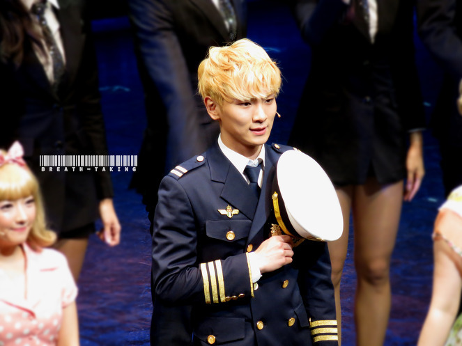 121216 Key @ Catch Me If You Can Musical Tumblr_mf6e50ekis1qdtvhxo10_1280